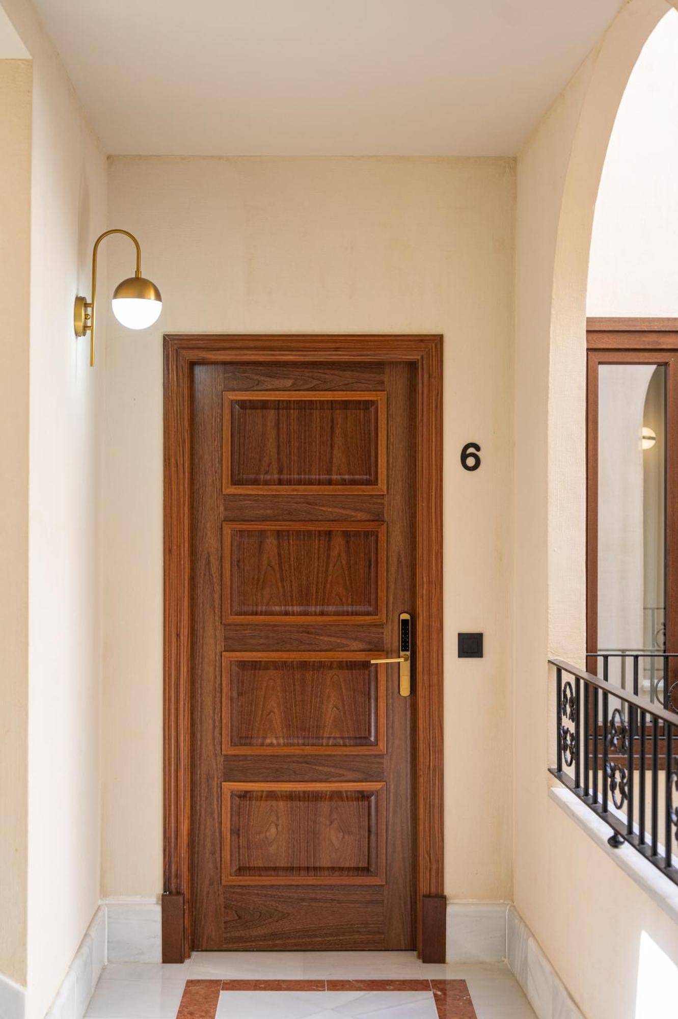 Apartamentos Gravina 56 إشبيلية المظهر الخارجي الصورة