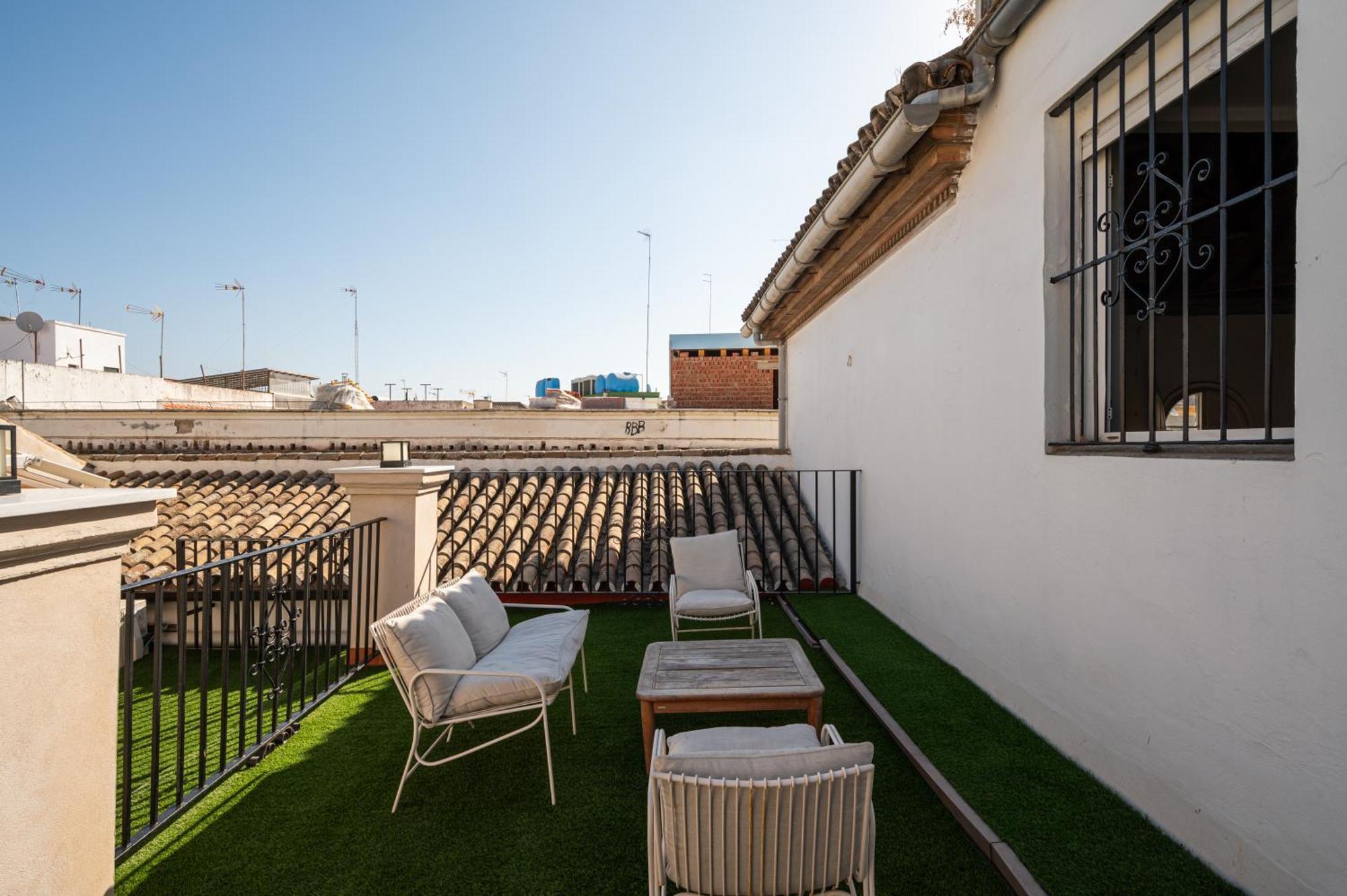 Apartamentos Gravina 56 إشبيلية المظهر الخارجي الصورة