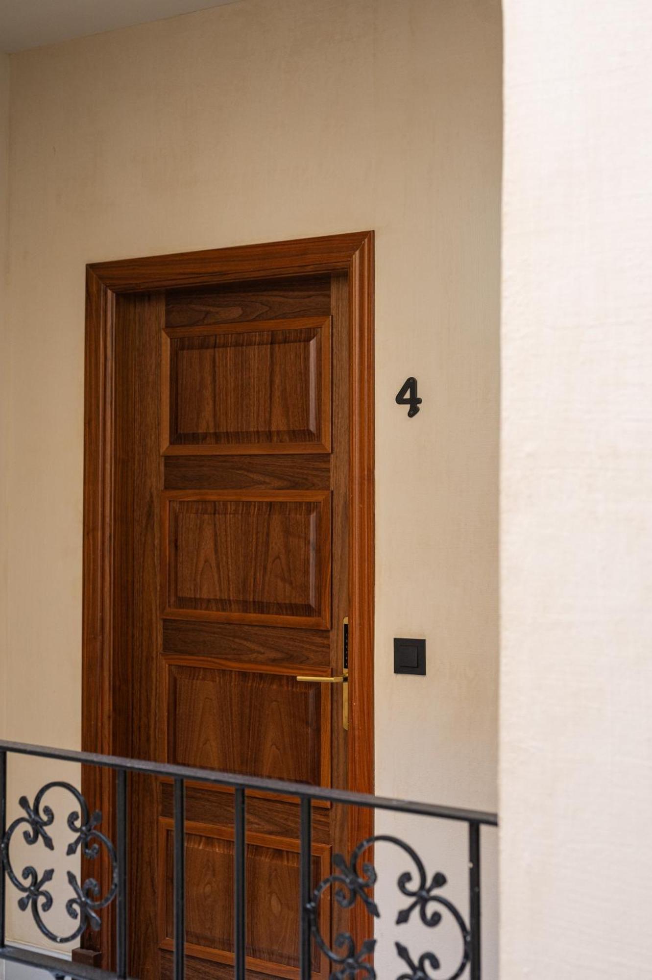 Apartamentos Gravina 56 إشبيلية المظهر الخارجي الصورة
