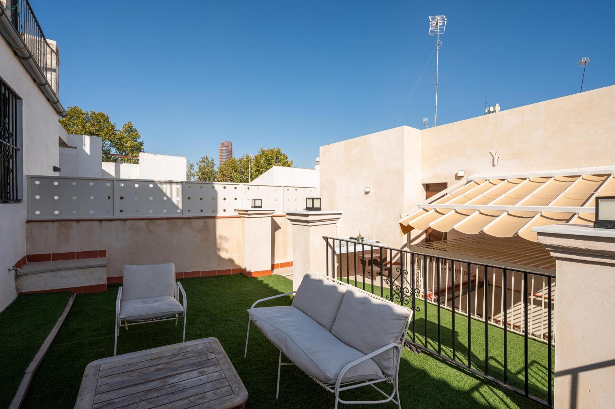 Apartamentos Gravina 56 إشبيلية المظهر الخارجي الصورة