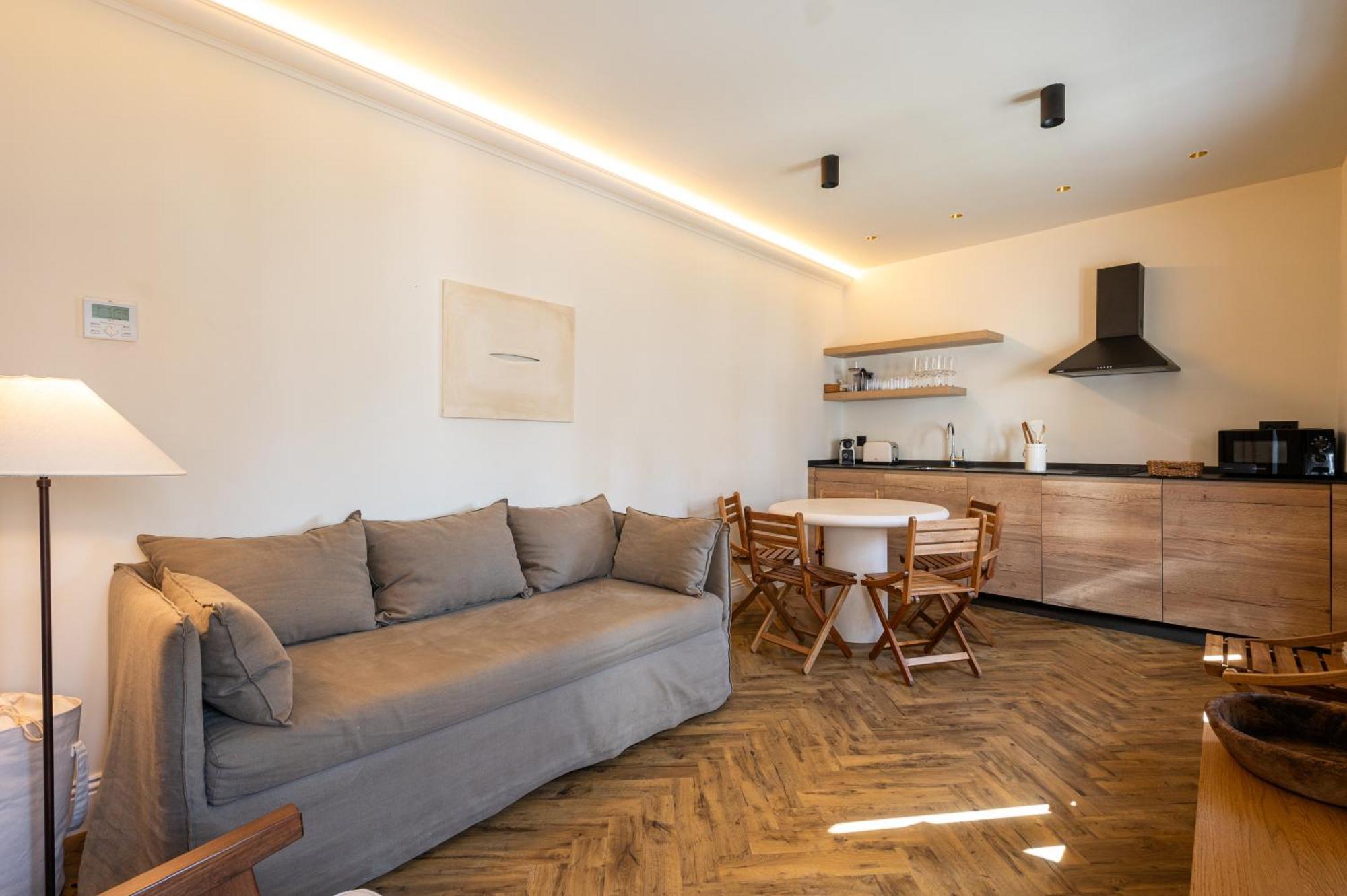 Apartamentos Gravina 56 إشبيلية المظهر الخارجي الصورة